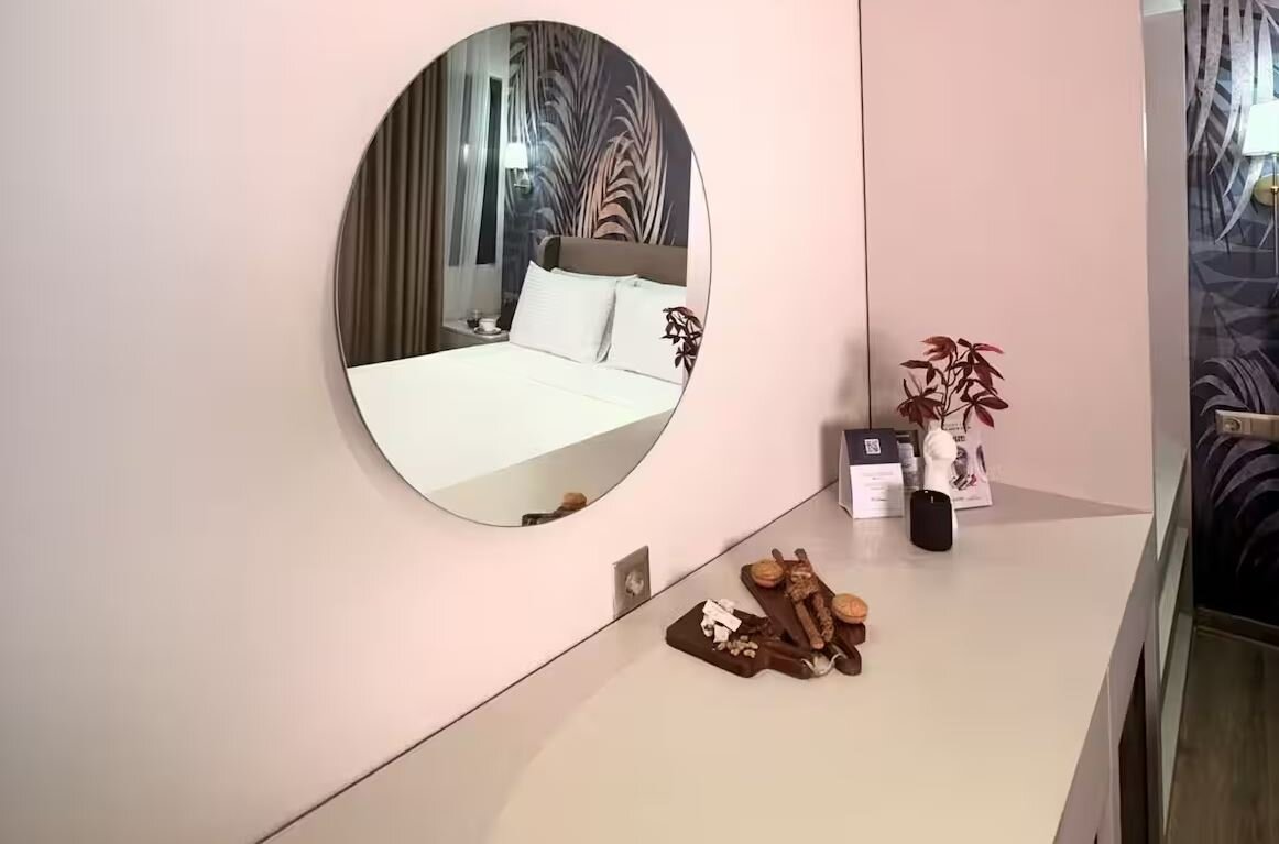 Grand Superior Room