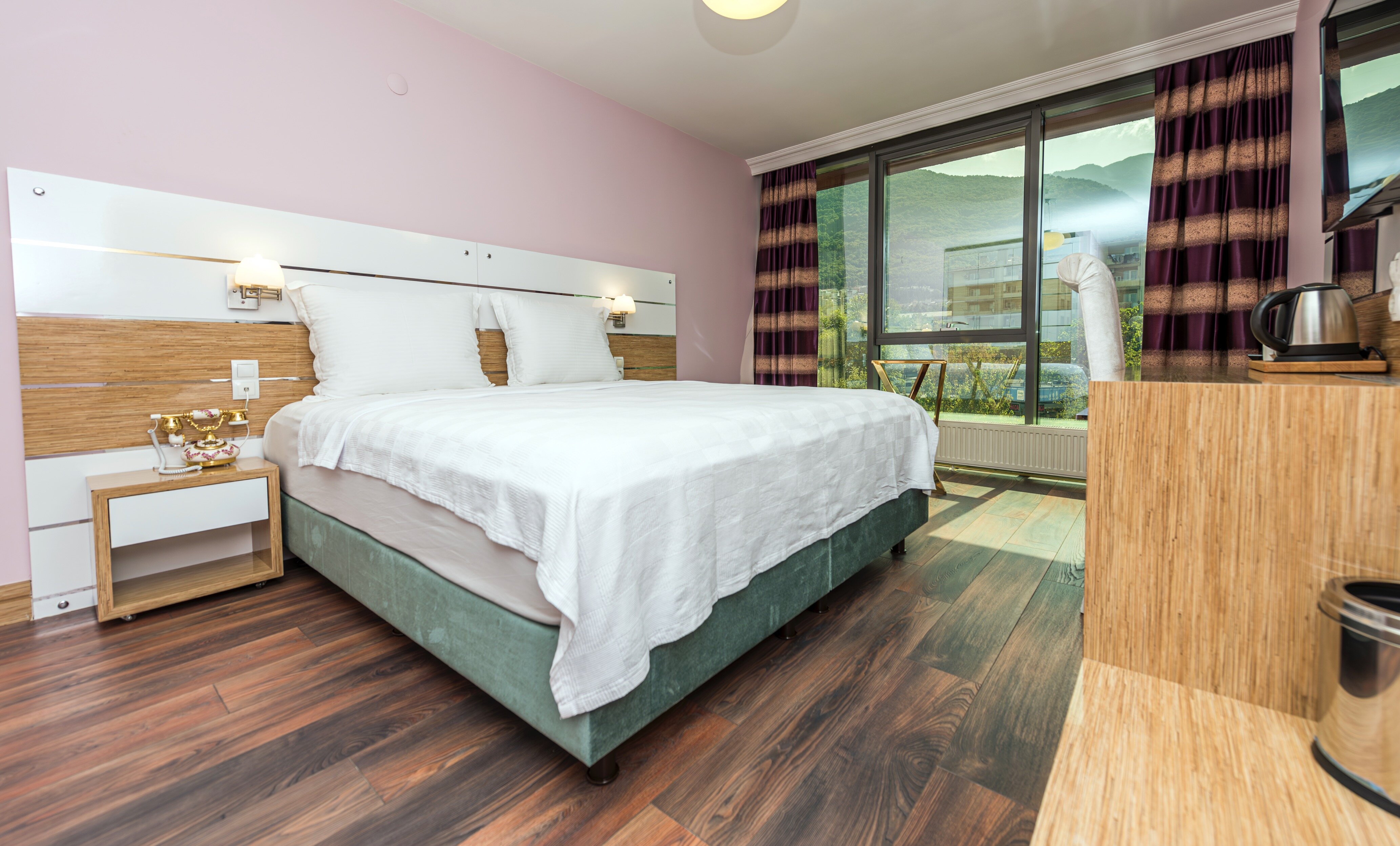 Tok Epik Hotel · 10