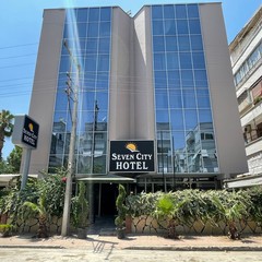 Seven City Hotel
