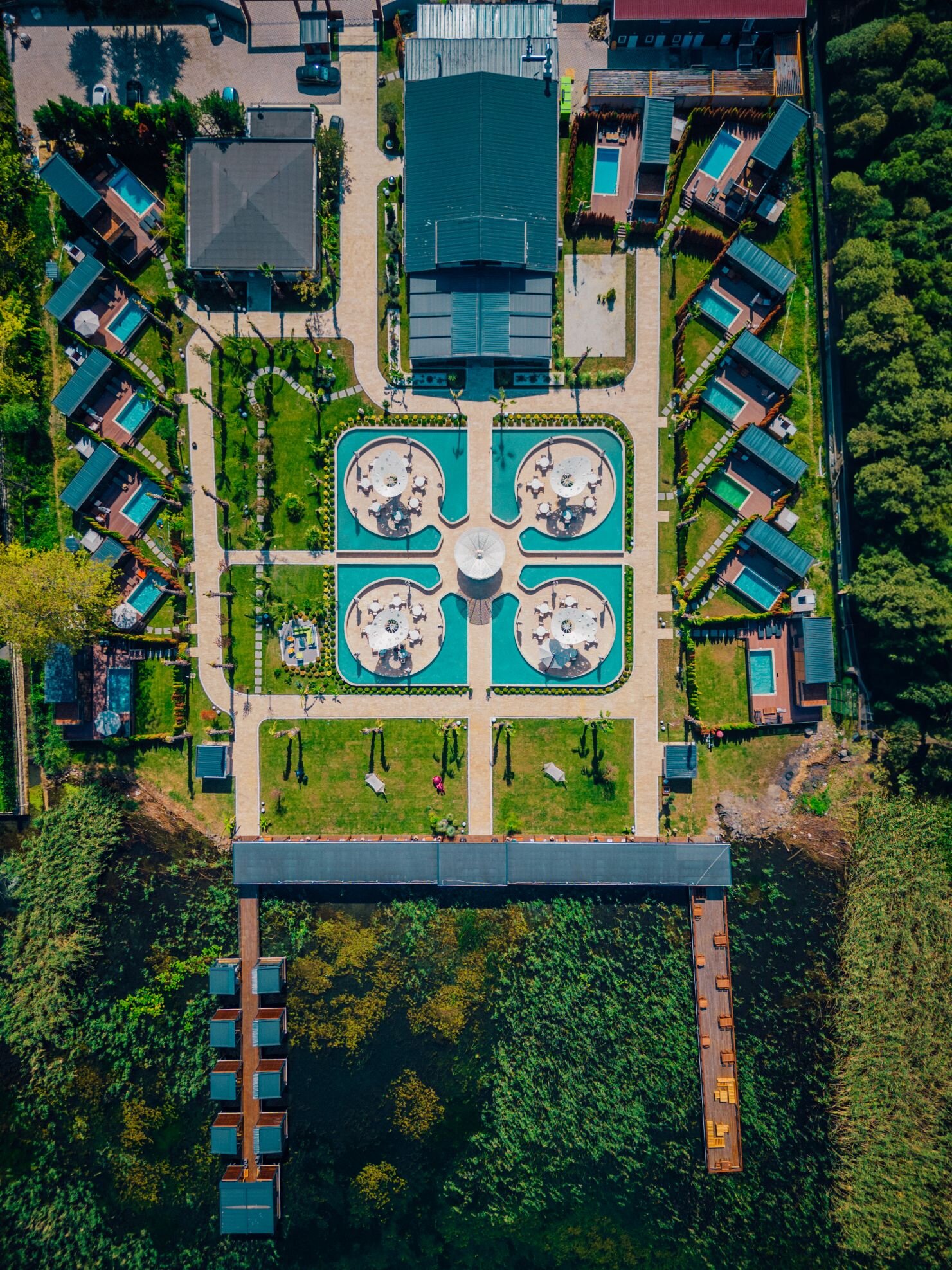 Velour Hotel & Restaurant Spa