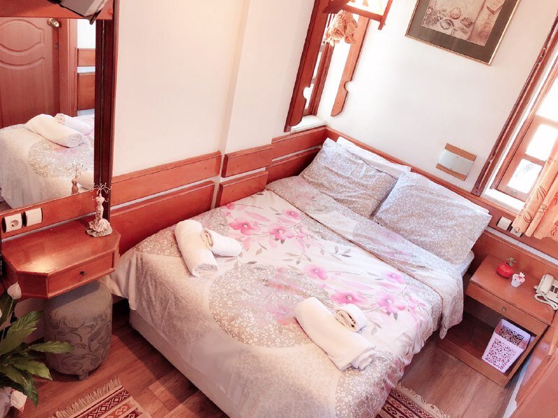 Karyatit Hotel Kaleiçi