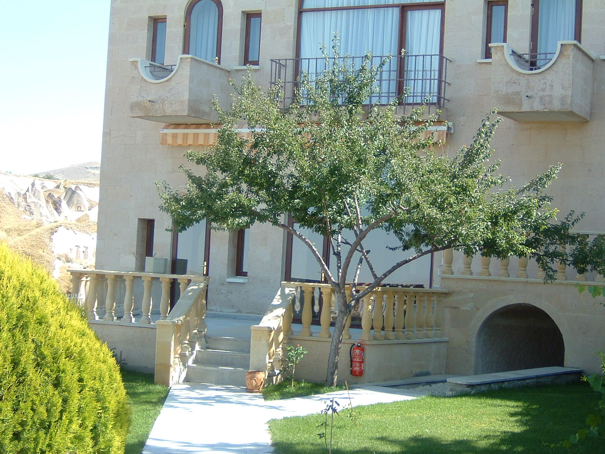 Uçhisar Kaya Hotel