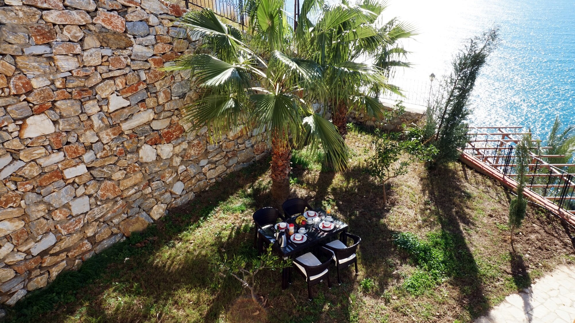 Blue Lagoon Village Rezervasyon