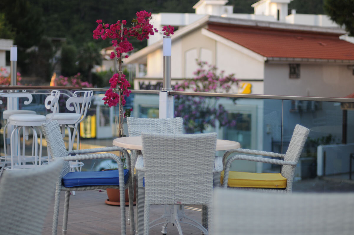 İdaş Hotel +16