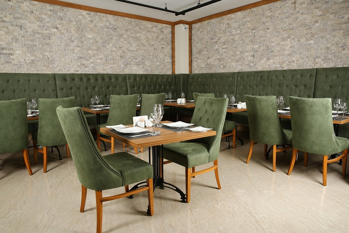 Golden Lounge Hotel · 36