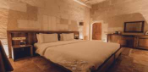 Deluxe Cave Suite (Şömineli) Görseli
