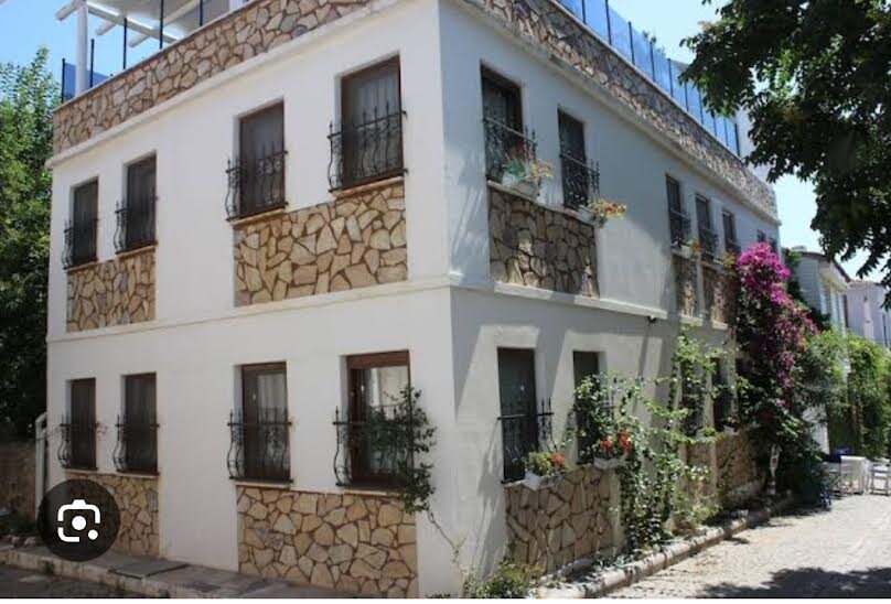 Bozcaada Su · 12
