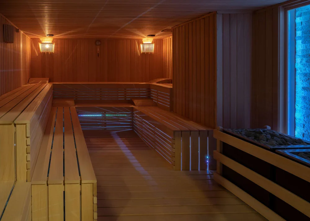 DoubleTree by Hilton Manisa · 24