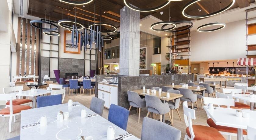 Holiday Inn Kayseri - Düvenönü · 12