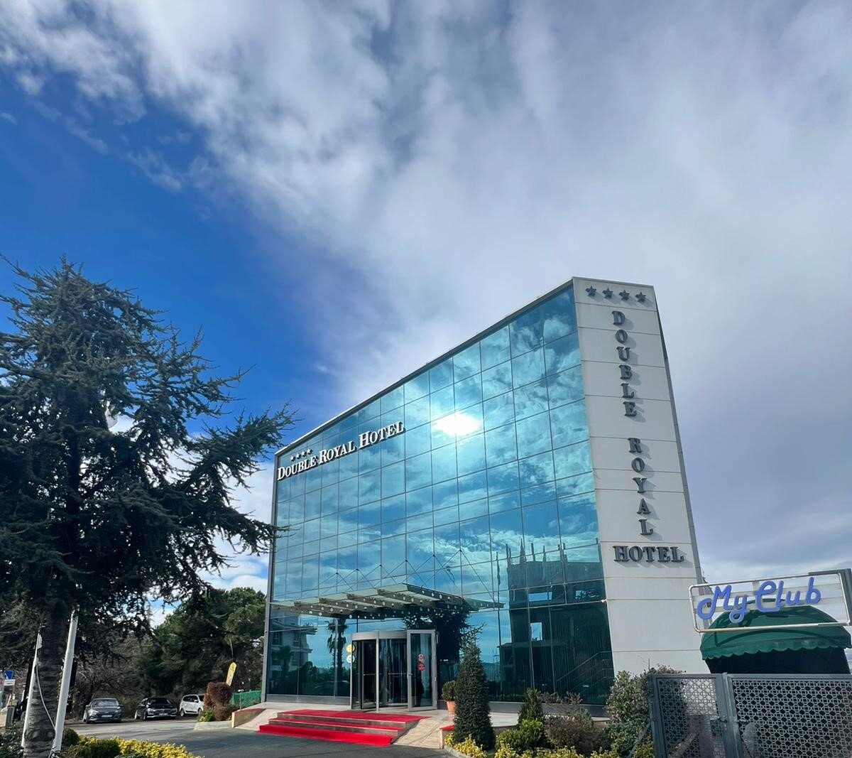 Double Royal Hotel