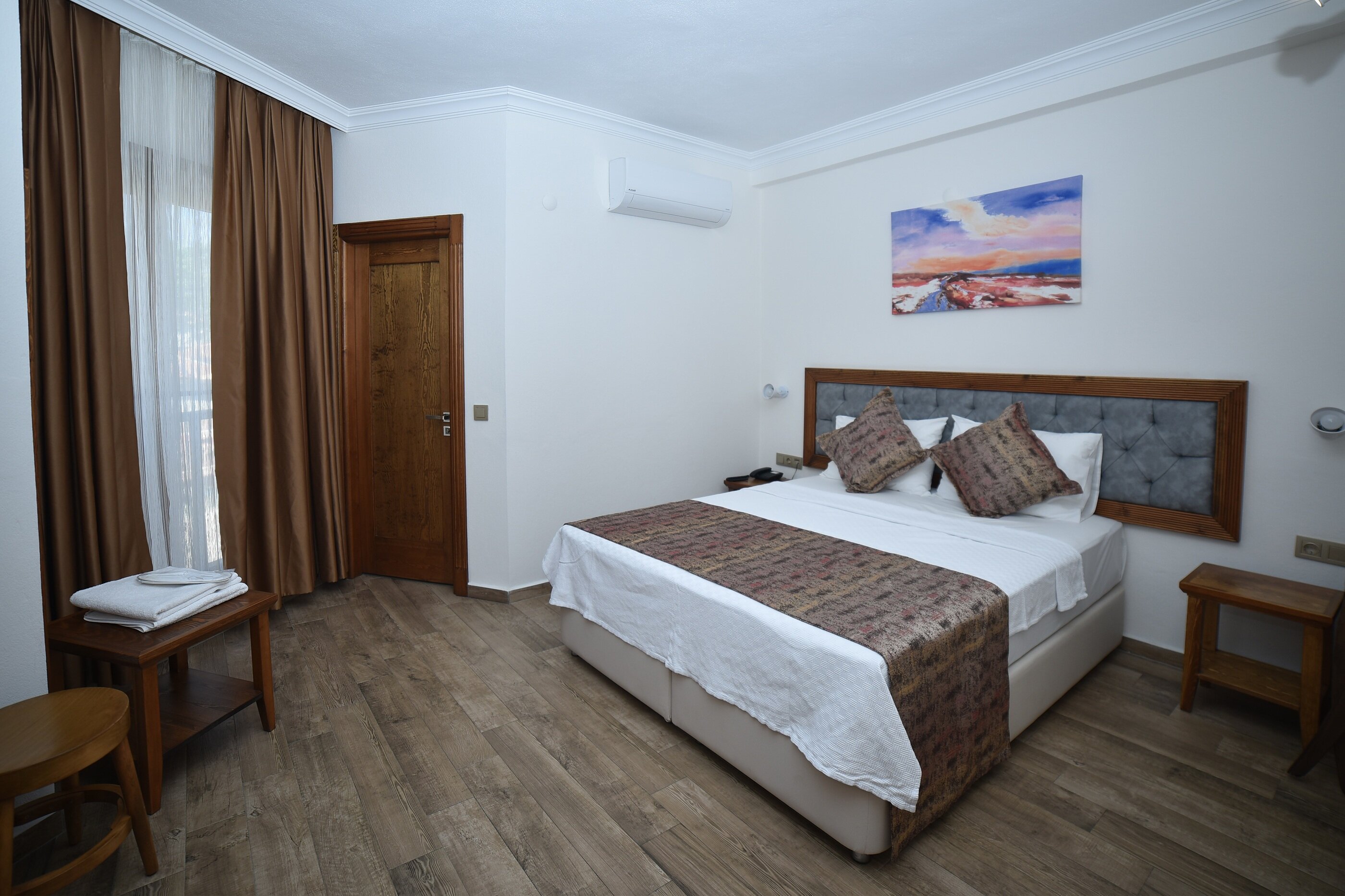 Troiada Otel · 10