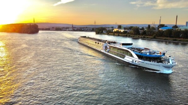 Viva Moments ile Tuna Nehrinde Orta Avrupa Ultra Her şey Dahil (THY) 7 Gece  - 26 Mayıs 2026