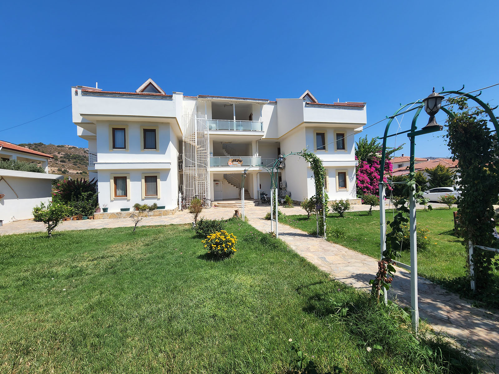 Arzu Otel Palamutbükü