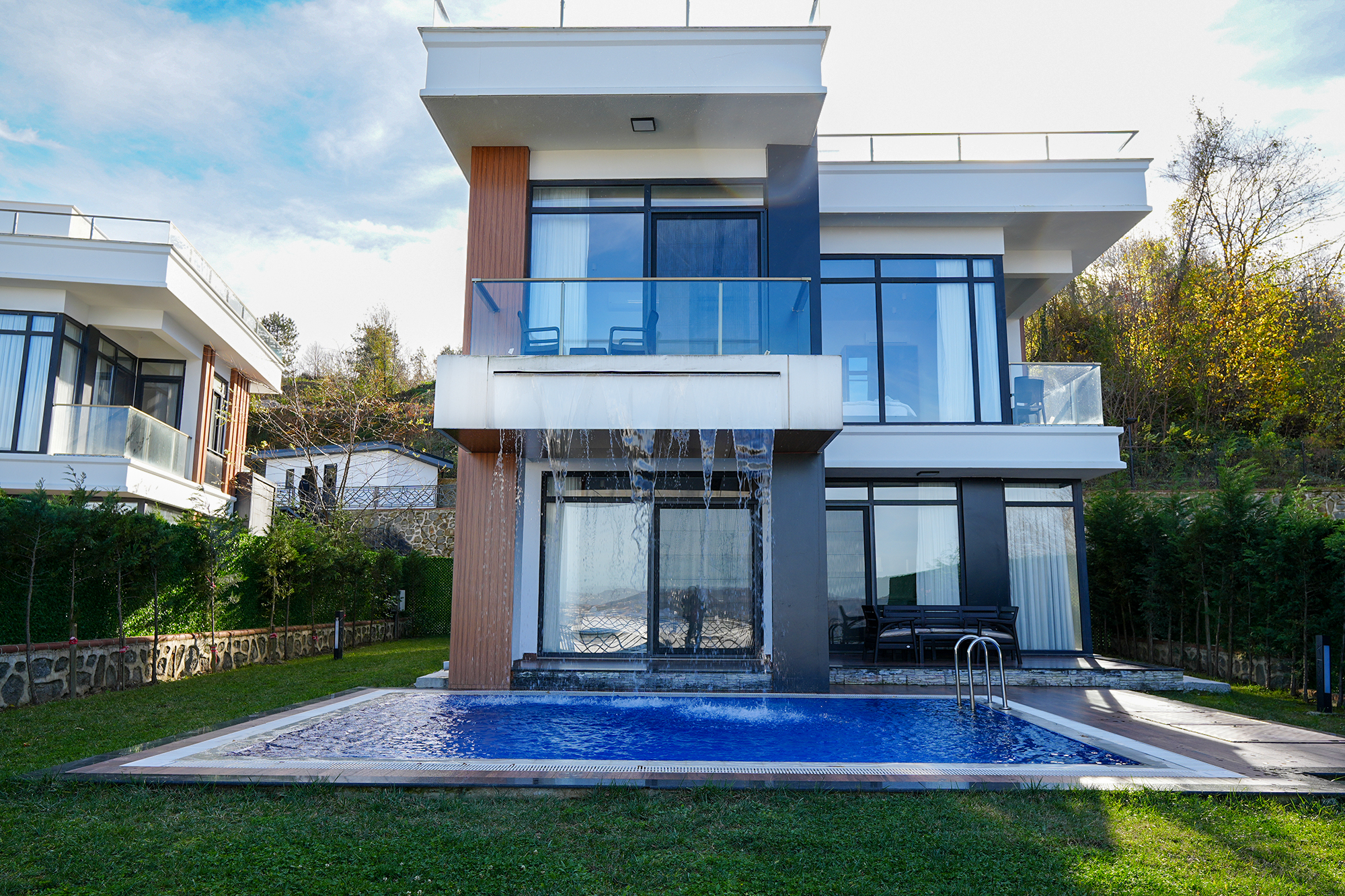 9 İnci Villaları