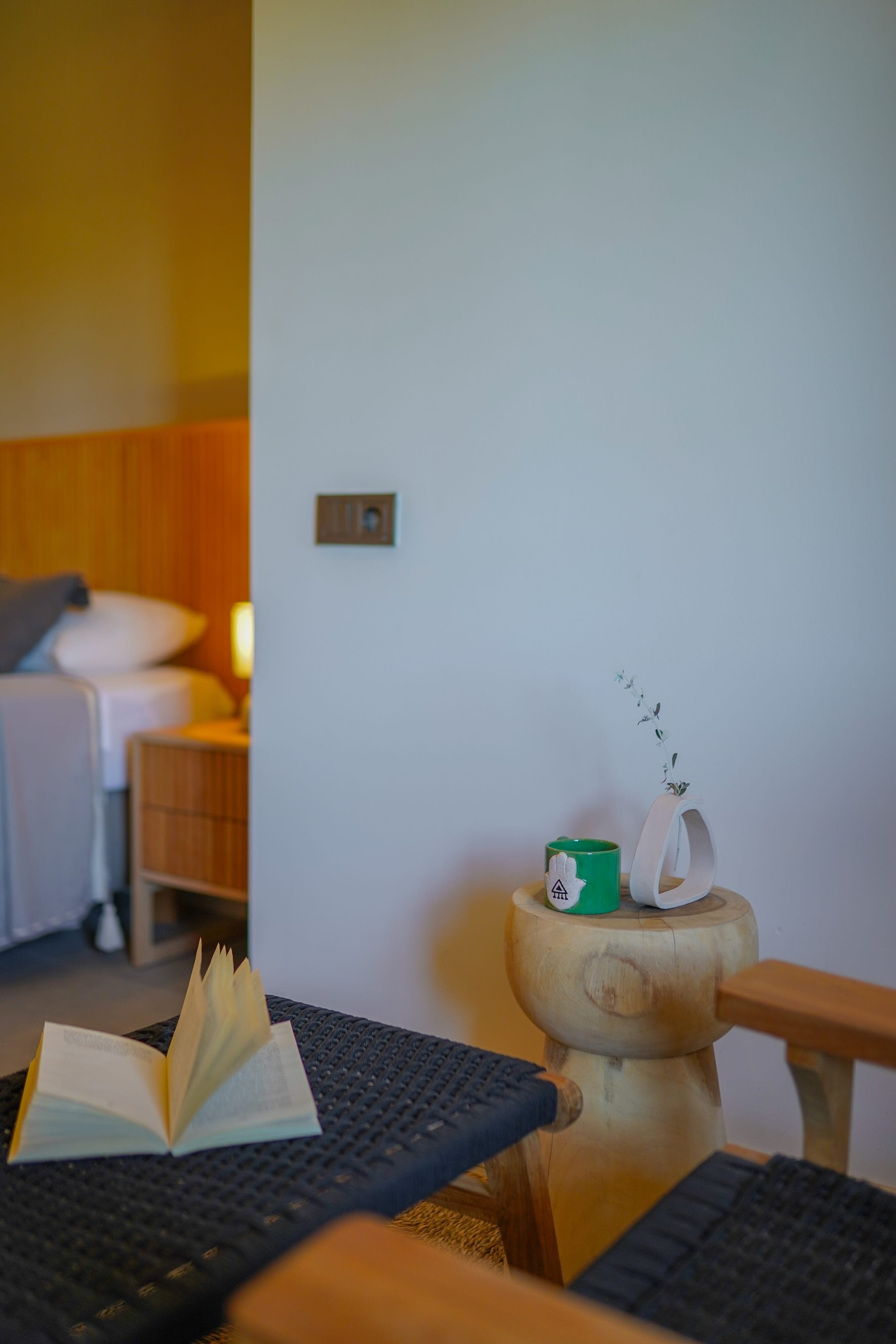 Deluxe Oda Havuz Bahçe Manzaralı ve Balkonlu