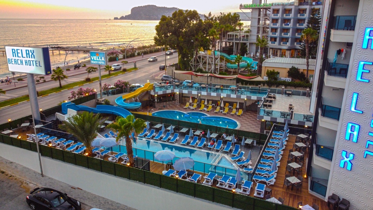 Relax Beach Hotel