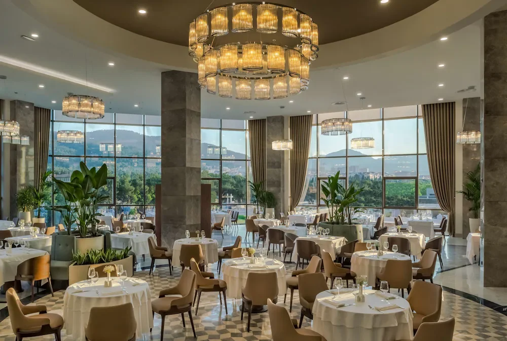 DoubleTree by Hilton Manisa · 15