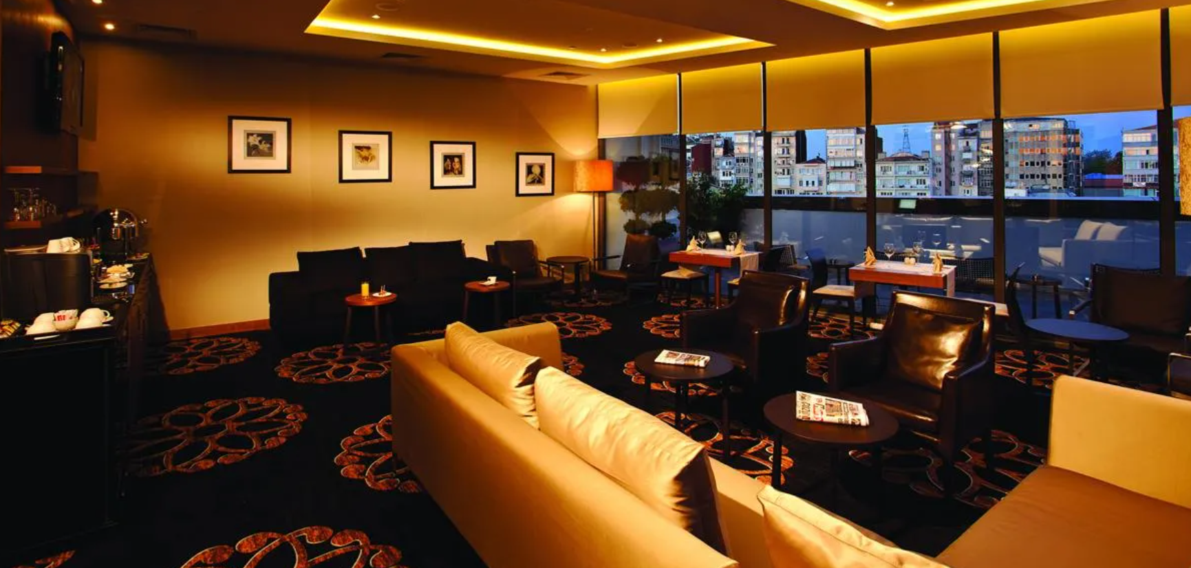 Crowne Plaza İstanbul Harbiye · 62