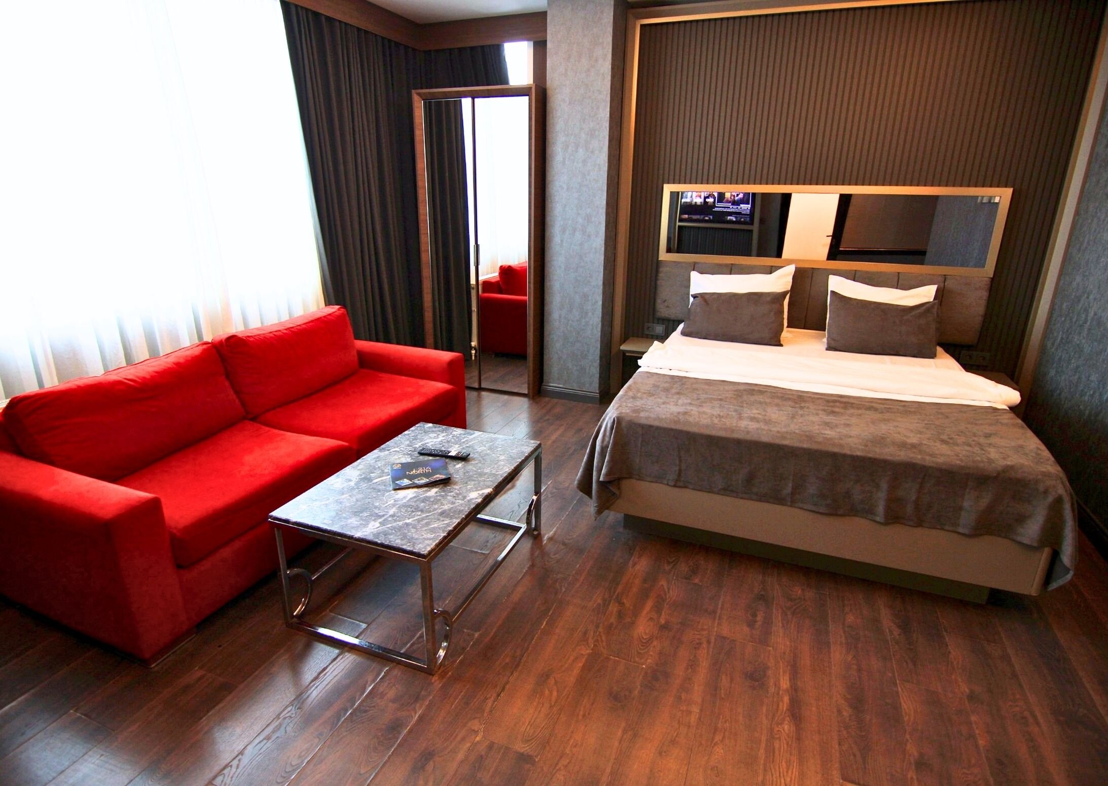 216 Eagle Palace · 4