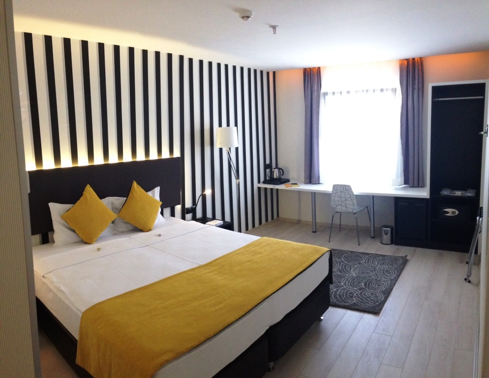 Tempo Fair Suites