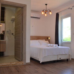 Parli Hotel Rezervasyon