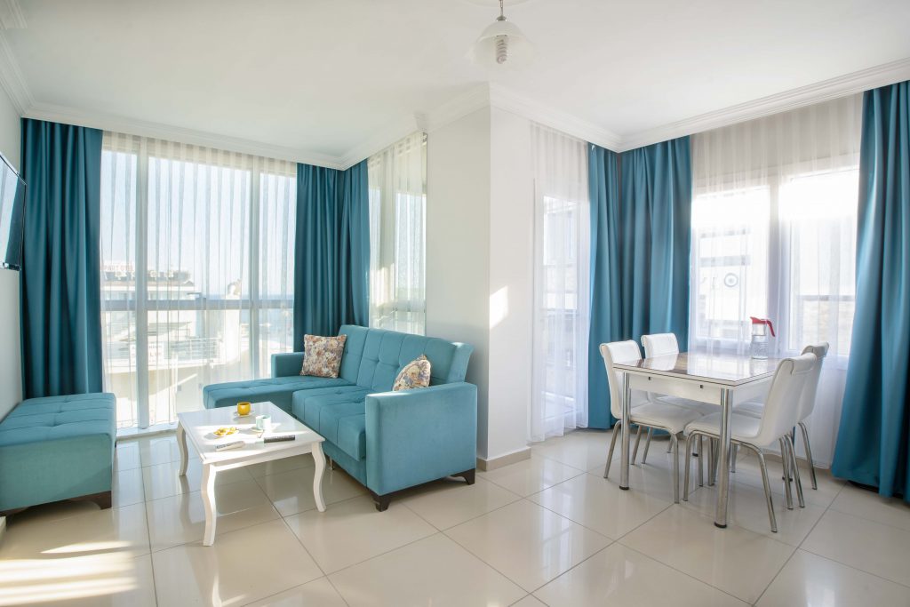 1+1 Daire, Deniz Manzaralı