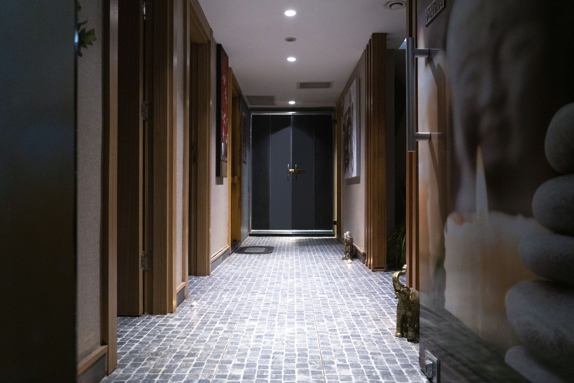 Sky Kamer Hotel