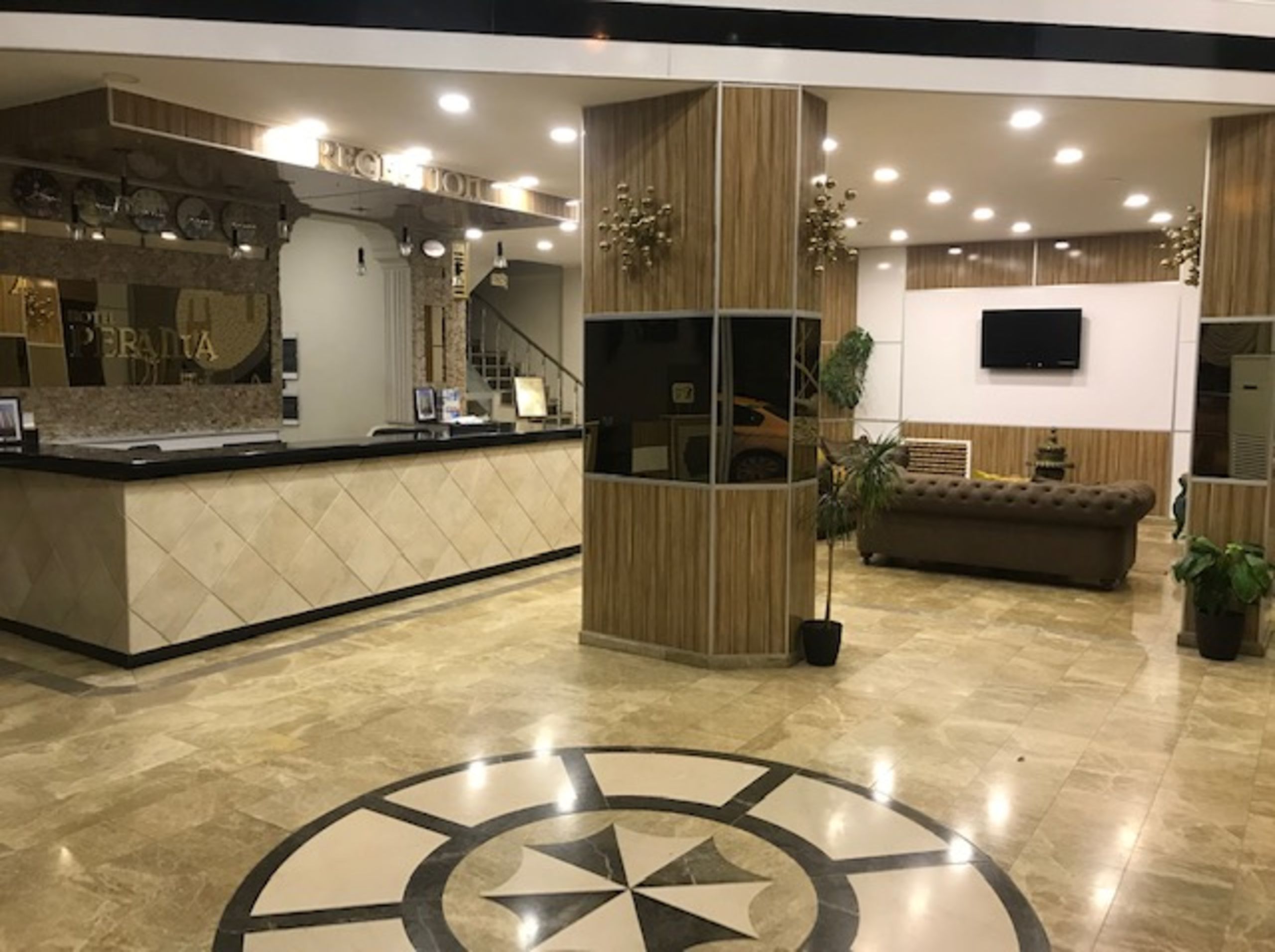 Perama Hotel