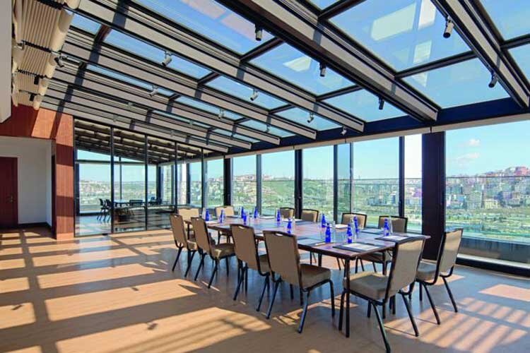 Mövenpick Hotel İstanbul Golden Horn · 19