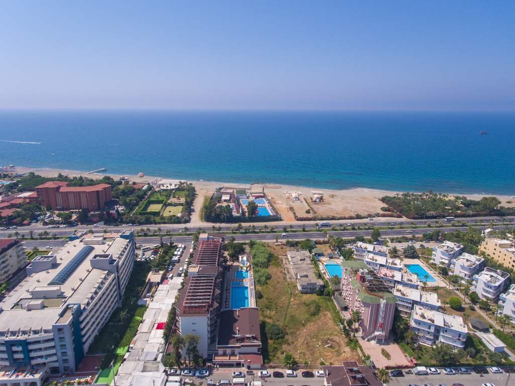 Atlas Beach