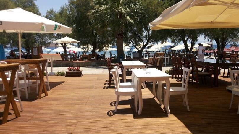 Megg`s Beach Hotel