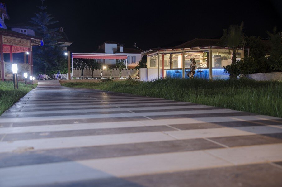 Yaprak Otel