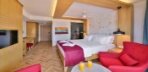 Deluxe Jakuzili ve Deniz Manzaralı Oda Görseli