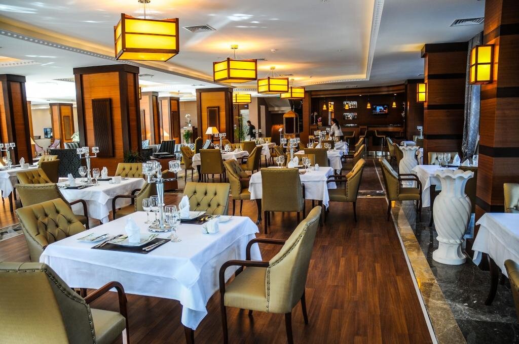 Paradise İsland Hotel · 5