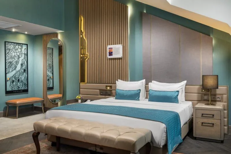 Aspera Hotel Altunizade · 12