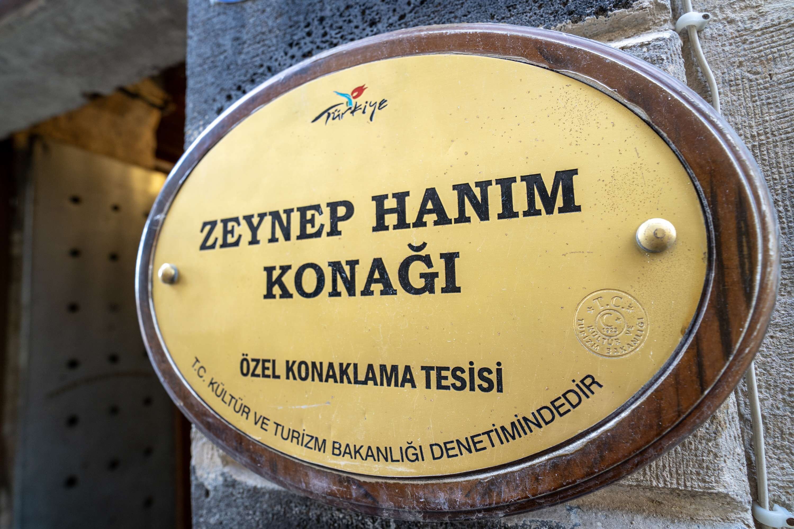 Zeynep Hanım Konakları · 8