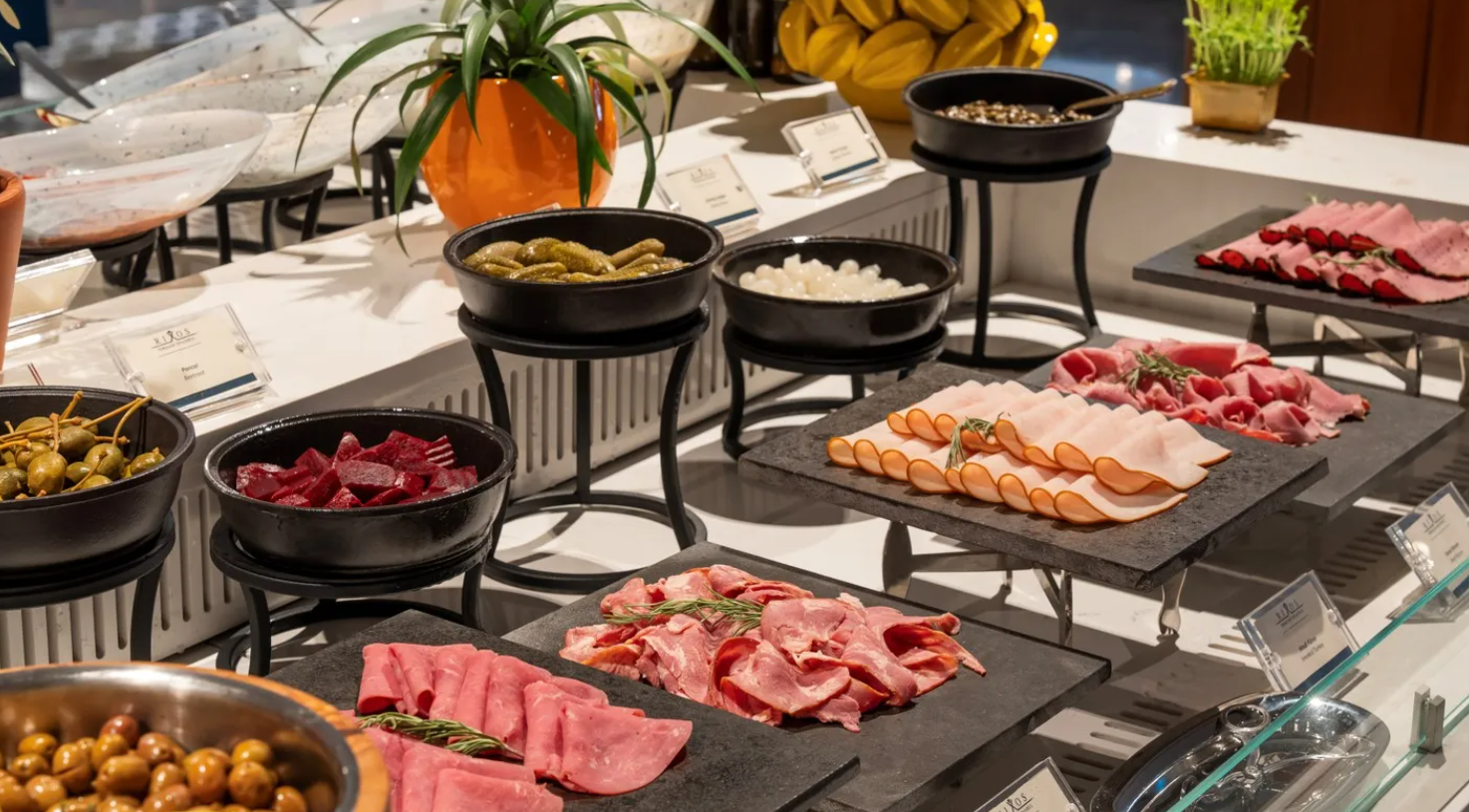 Rixos Tersane İstanbul + Nickelodeon Play Tersane Access · 45