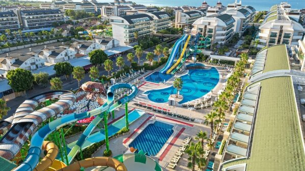 Crystal Waterworld Aqua Collection