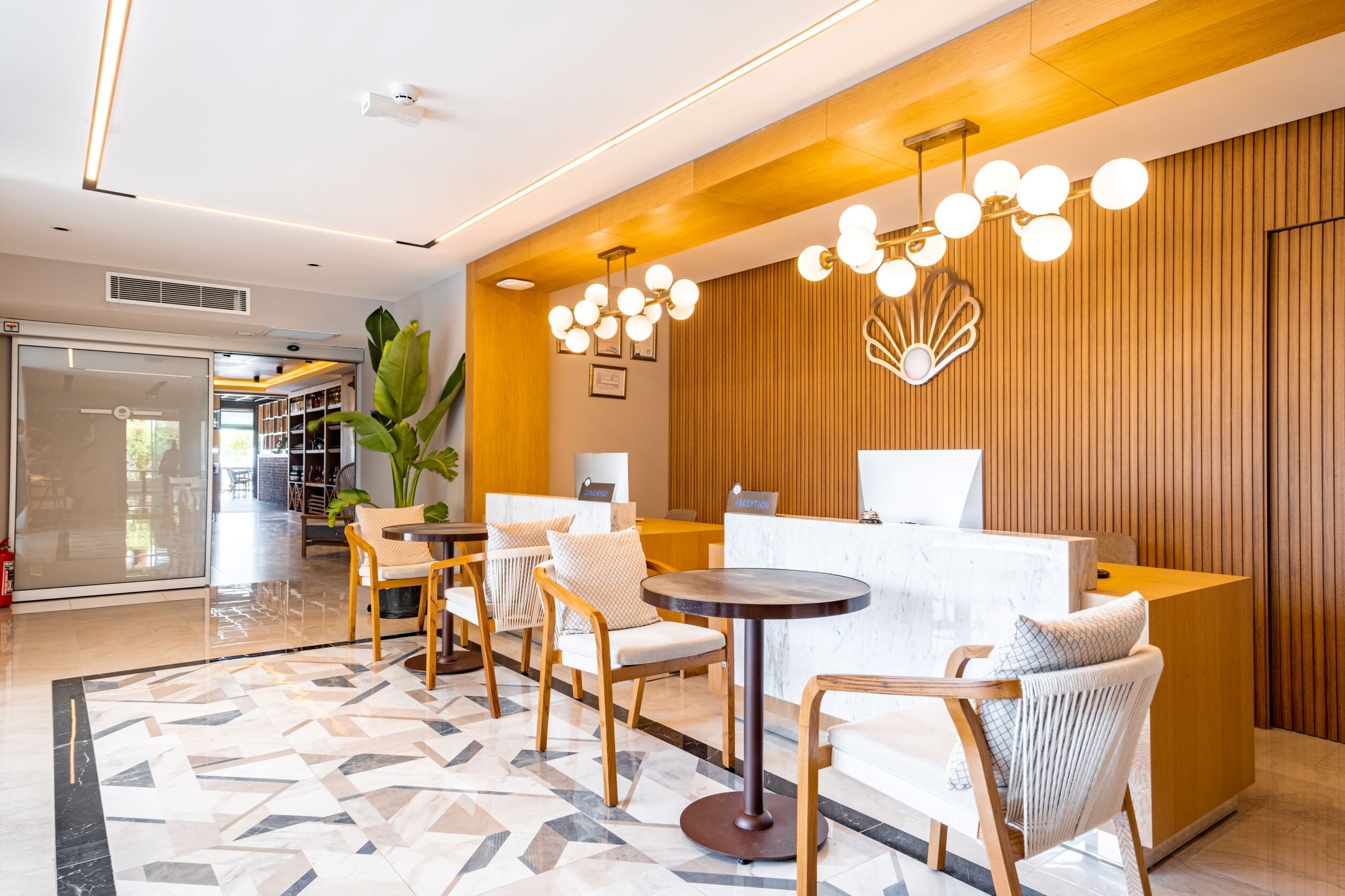 Pearly Hotel