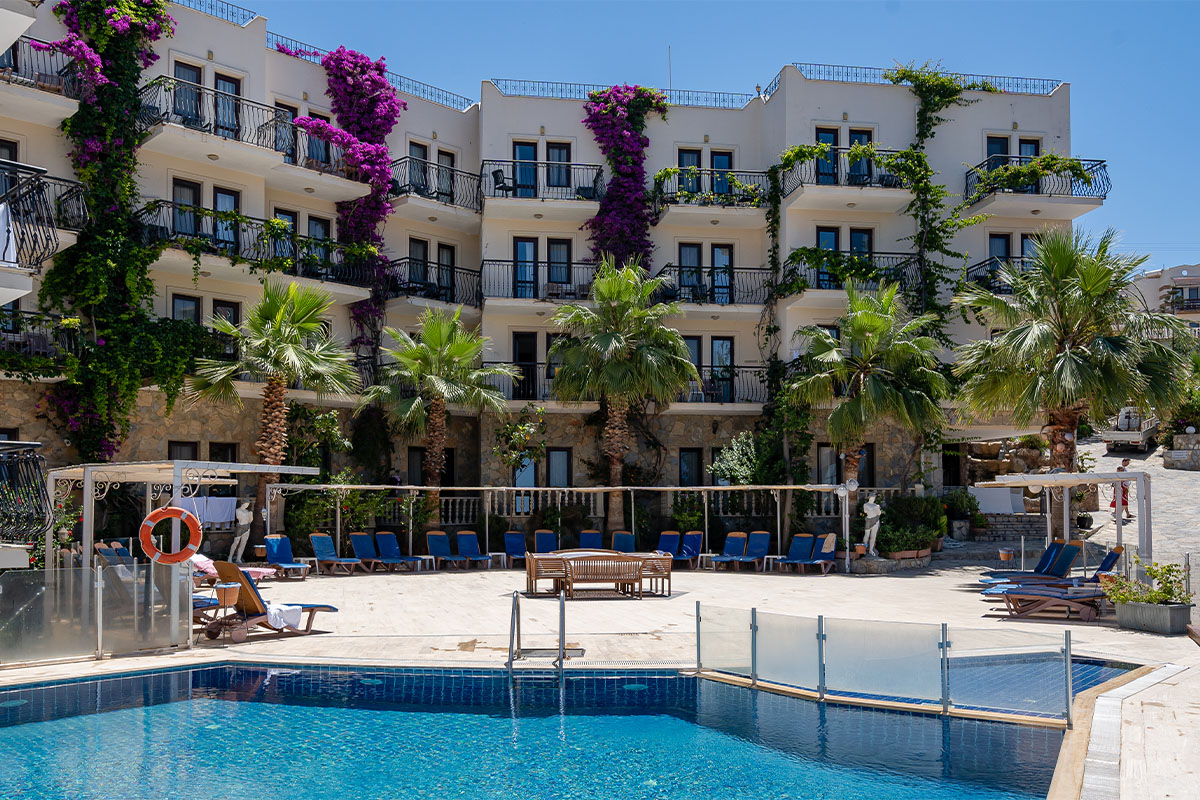 Golden Age Crystal Bodrum