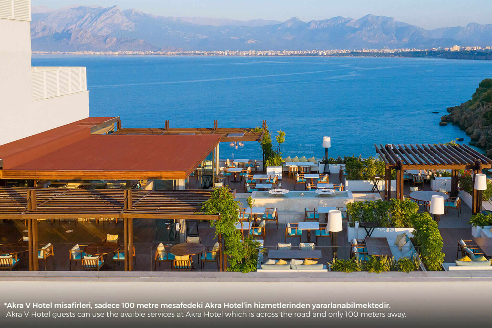 Akra V Hotel