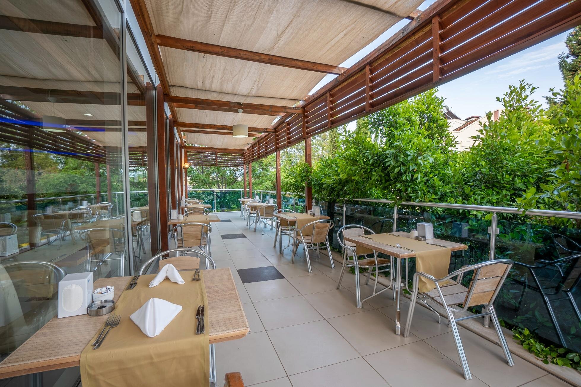 Çenger Beach Resort Hotel