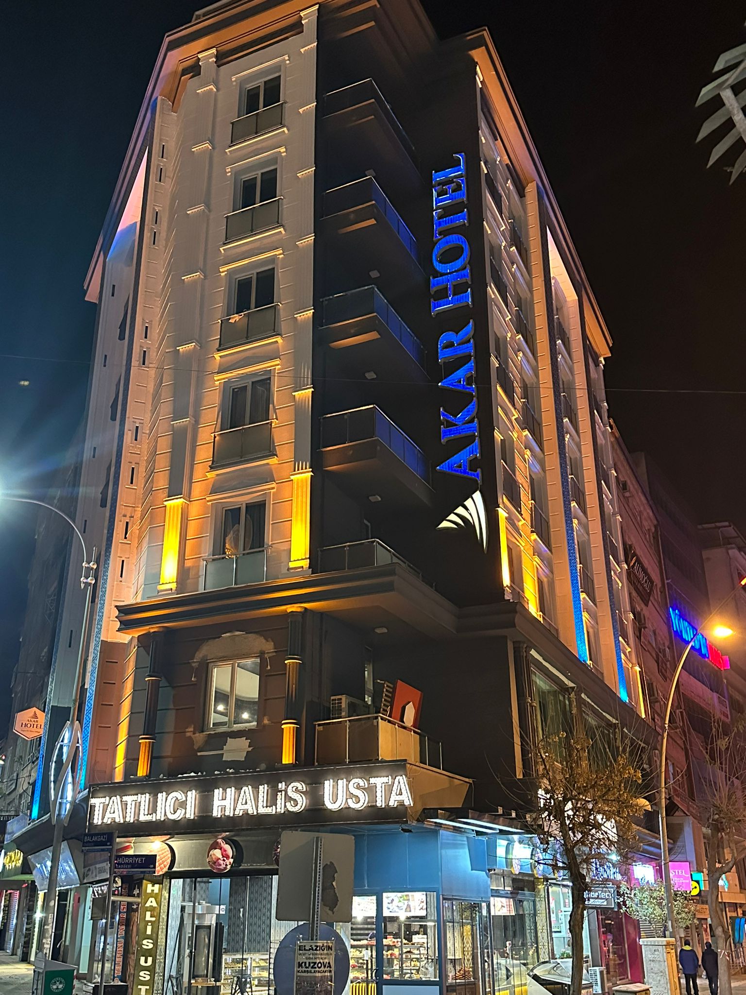 Akar Otel