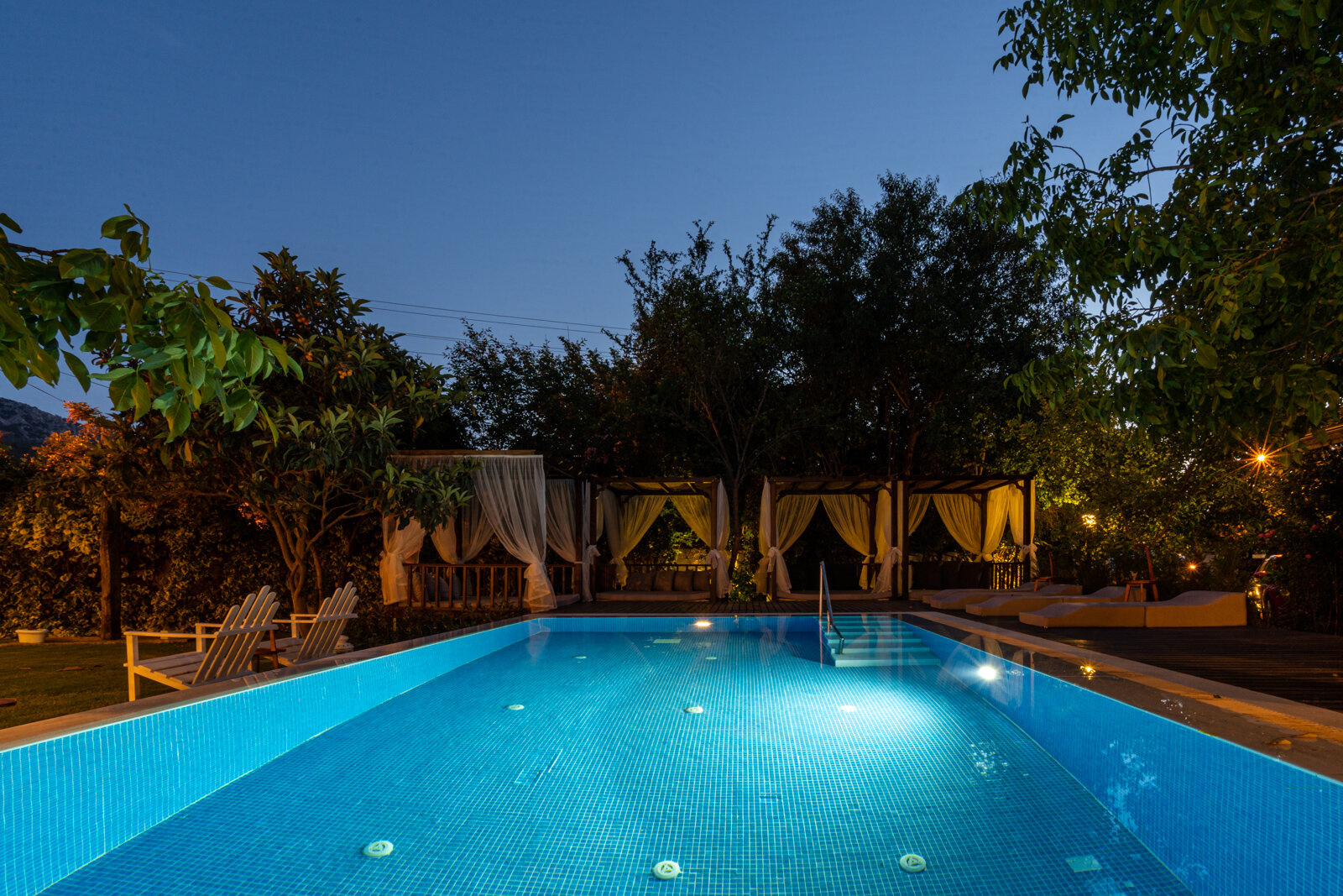 Ephesus Lodge · 10