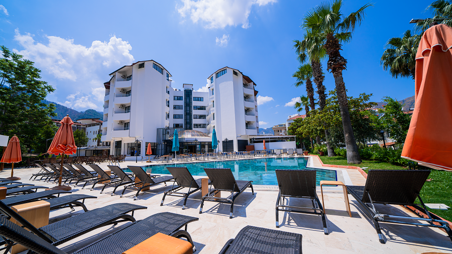 Verde Hotel +16