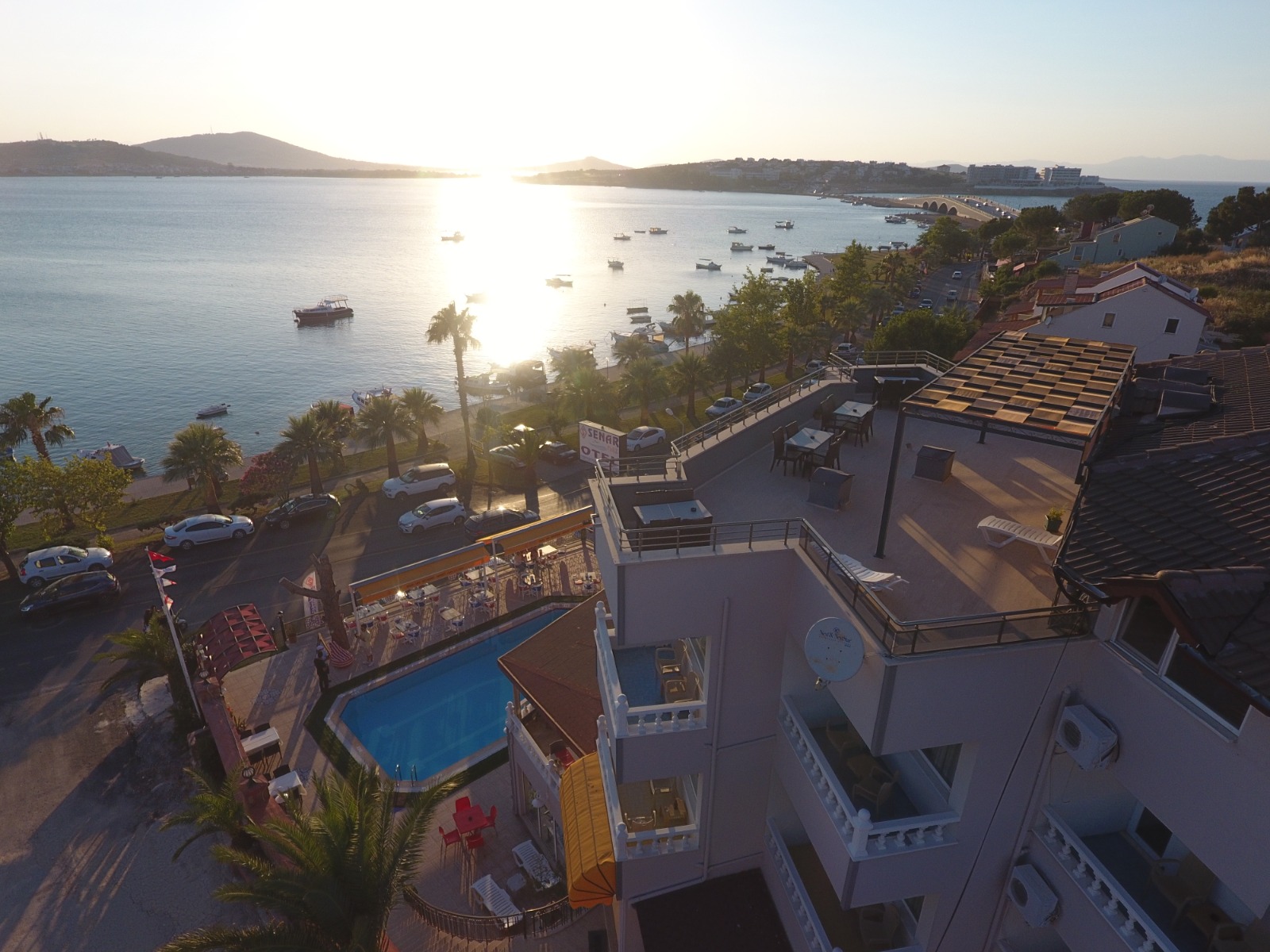 Senar Naz Hotel