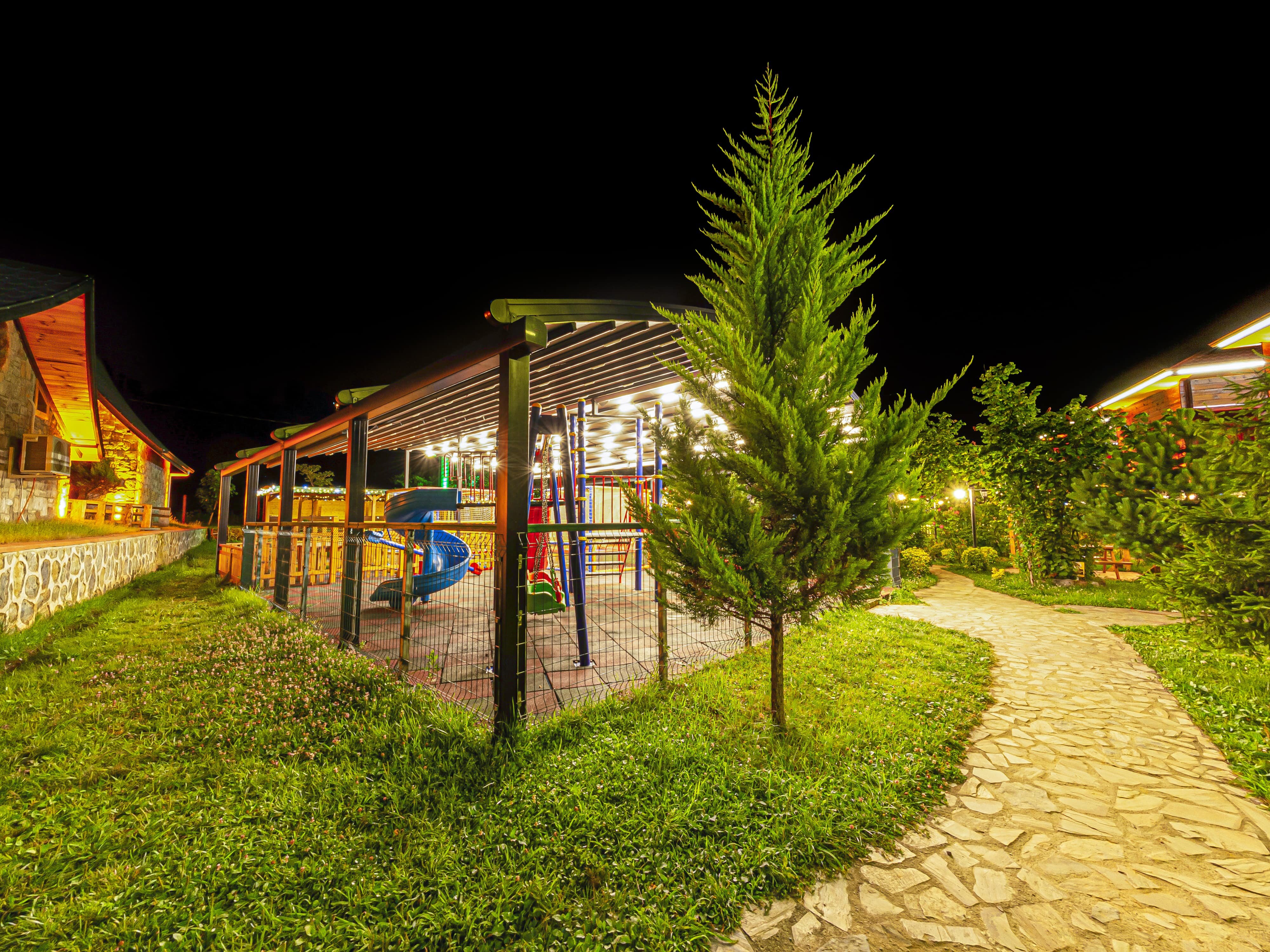 Mcora Tatil Köyü Rezervasyon