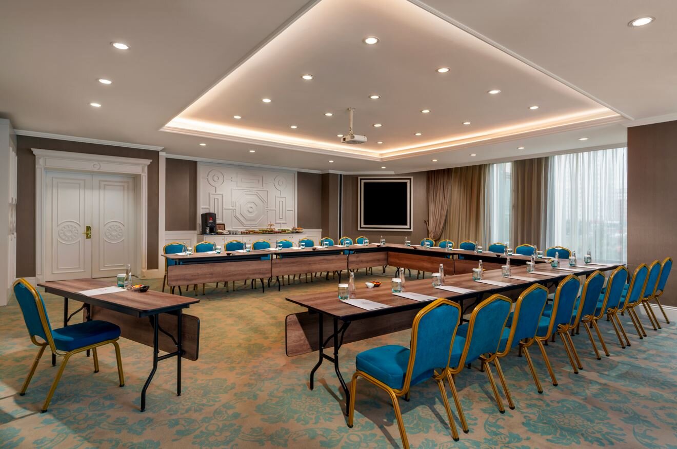 Kaya İstanbul Fair & Convention Hotel · 51