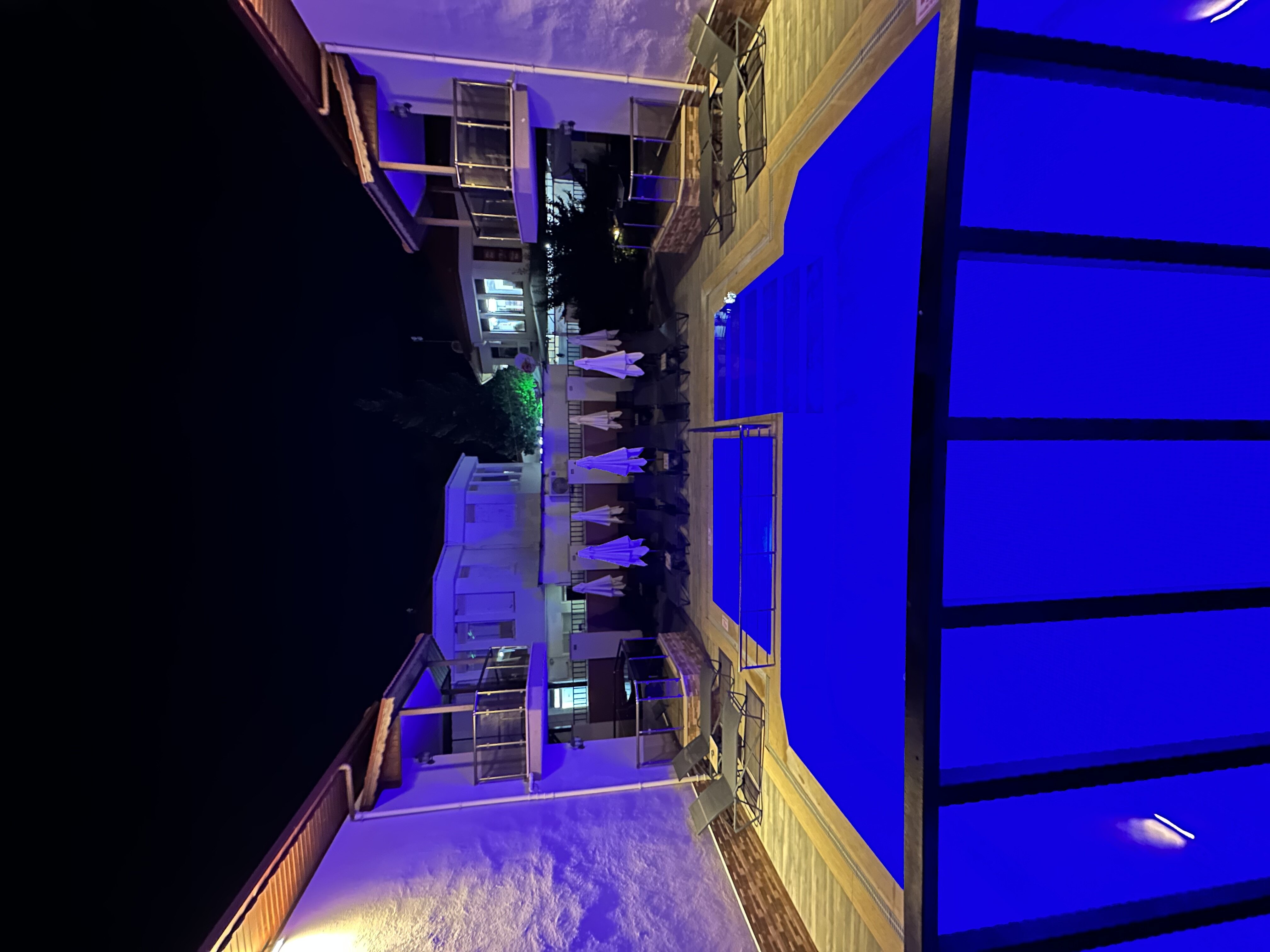 Dolphin Apart Hotel