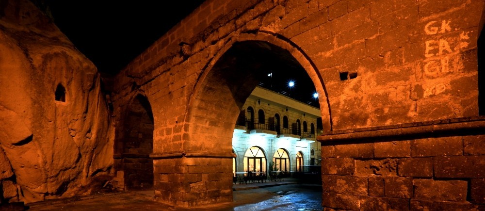 Jerveni Cave Hotel